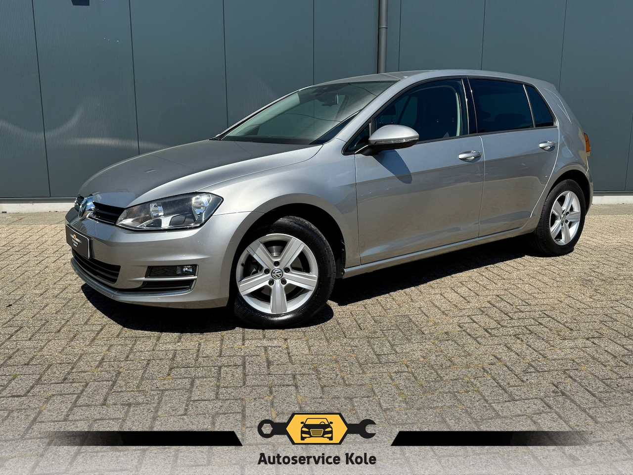 Volkswagen Golf - 1.2 TSI Highline * Airco * Cruise * PDC a * - AutoWereld.nl