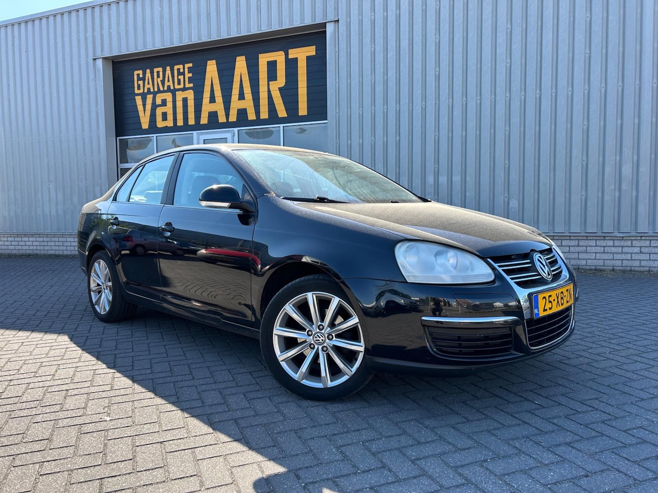 Volkswagen Jetta - 1.6 Trendline | CLIMATE | CRUISE | NAP | - AutoWereld.nl