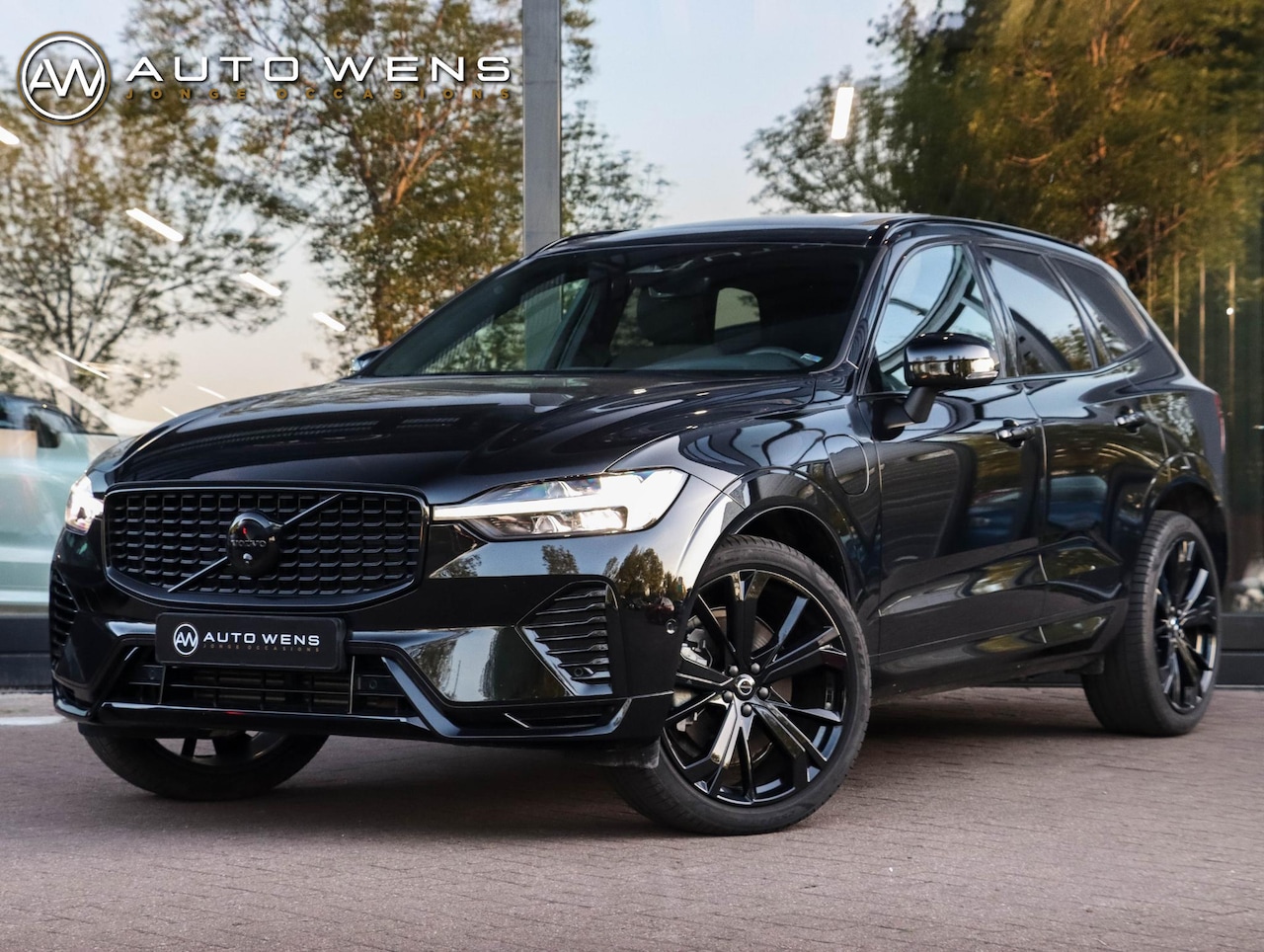 Volvo XC60 - T6 Plug-in hybrid AWD Plus Black Edition | Harman Kardon | 360 Cam | Trekhaak | 21 inch - AutoWereld.nl