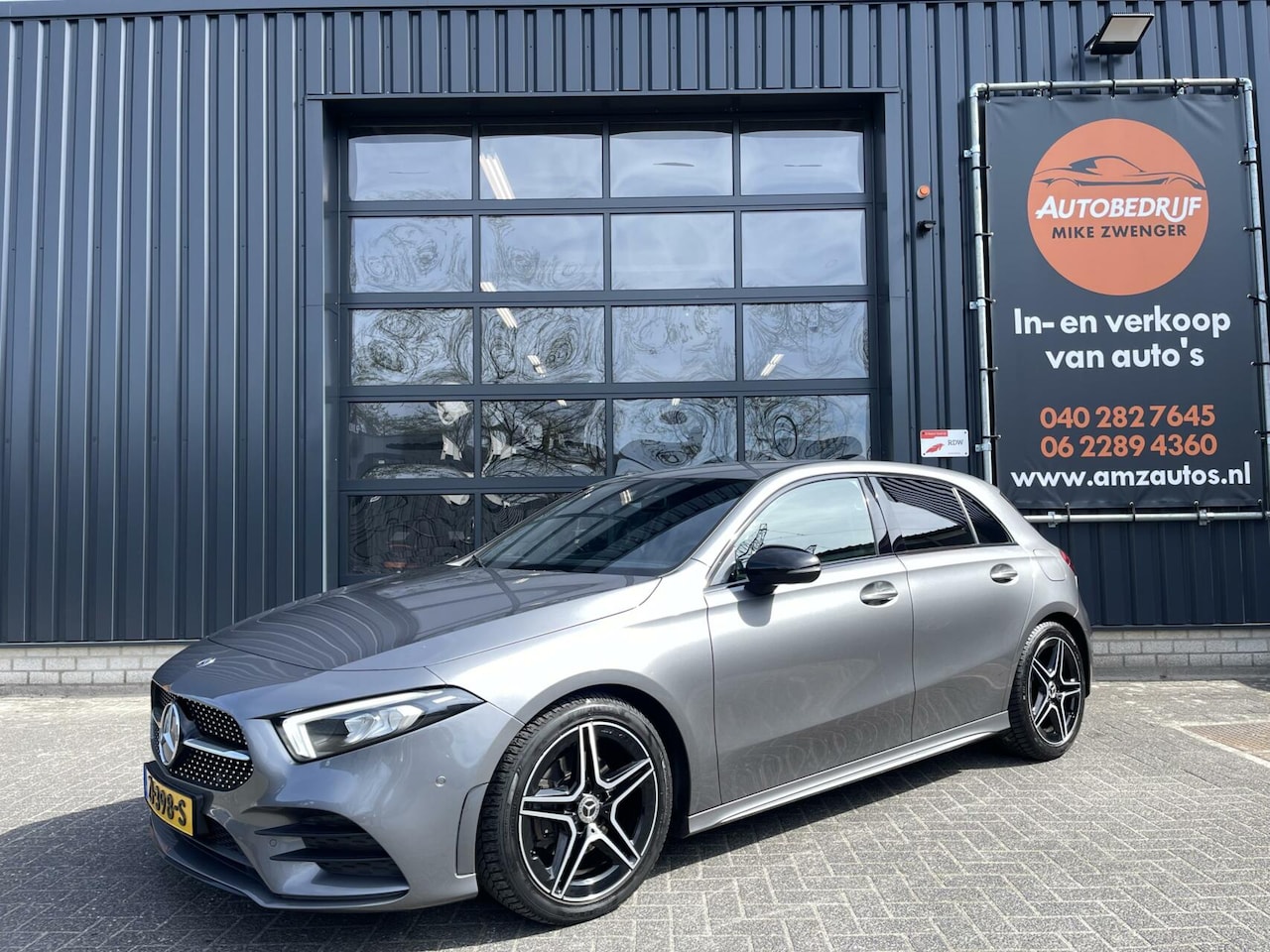 Mercedes-Benz A-klasse - 180 AMG MBUX|WIDESCREEN|CARPLAY|CAMERA|LED|NIGHT PAKKET|STOELVERWARMING|ORIGINEEL NL| - AutoWereld.nl
