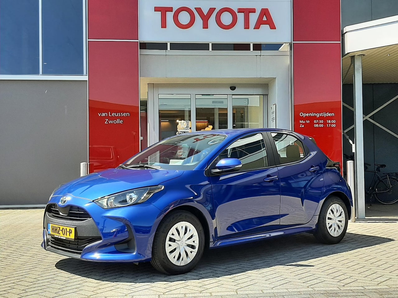 Toyota Yaris - 1.5 Hybrid AD-CRUISE CLIMA CAMERA BLUETOOTH APPLE/ANDROID EL-RAMEN/SPIEGELS - AutoWereld.nl