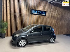 Toyota Aygo - 1.0-12V + AUTOMAAT, Airco, Nieuw APK