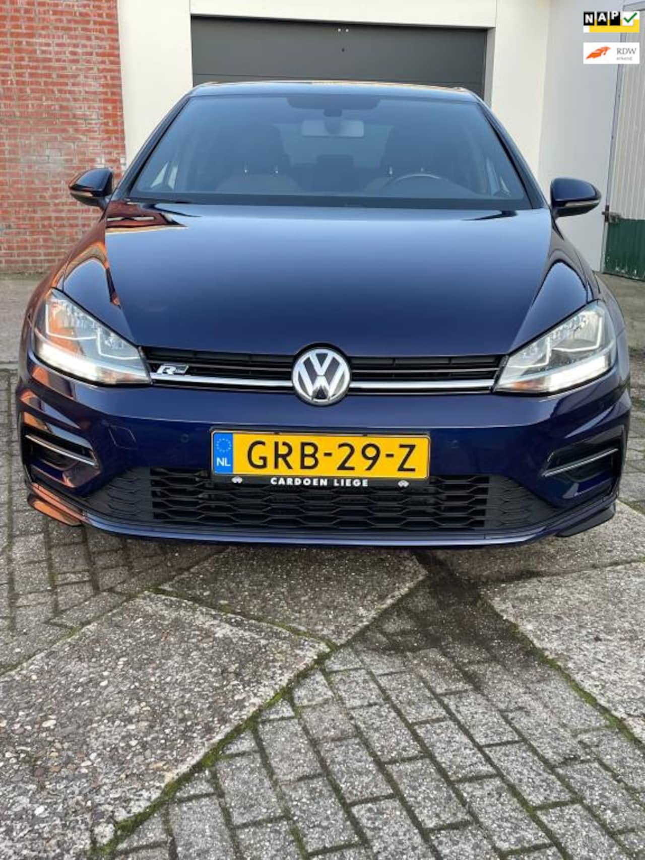 Volkswagen Golf - 7.5 - 1.4 TSI- R-Line - 2017 - APK bij aflevering! - AutoWereld.nl