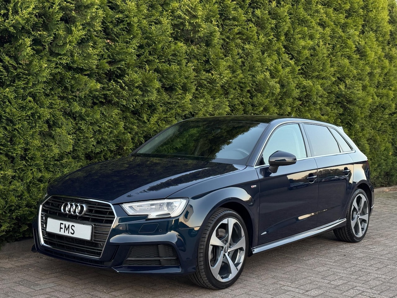 Audi A3 Sportback - 35 TDI 3x S-Line Panorama CarPlay Camera - AutoWereld.nl