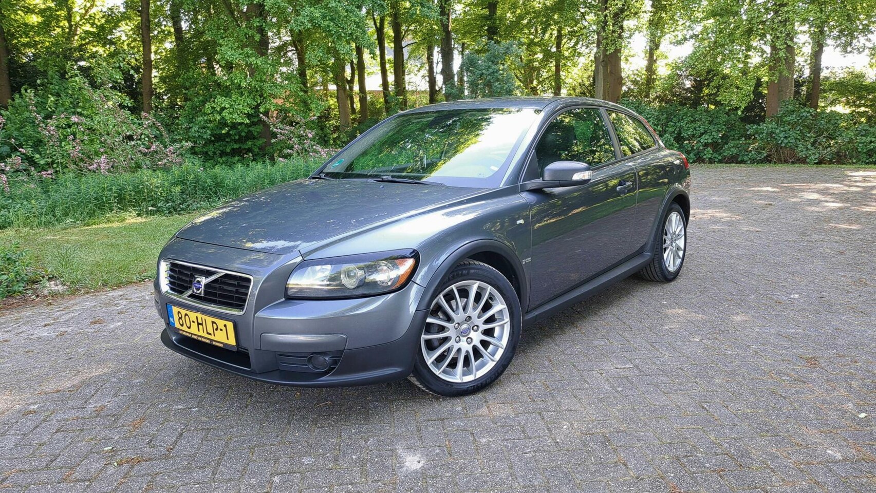 Volvo C30 - 1.6D DRIVe Sport LEDER PDC NAVI HIGH PERF AUDIO - AutoWereld.nl