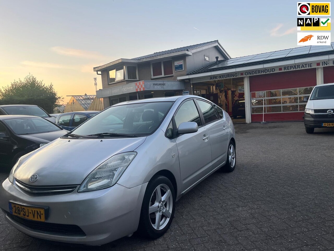 Toyota Prius - 1.5 VVT-i 1.5 VVT-i - AutoWereld.nl
