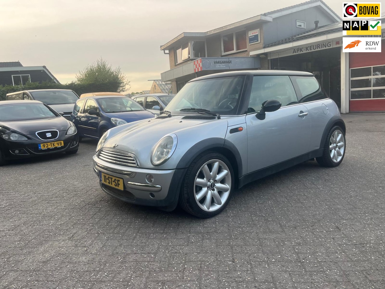 MINI R 50