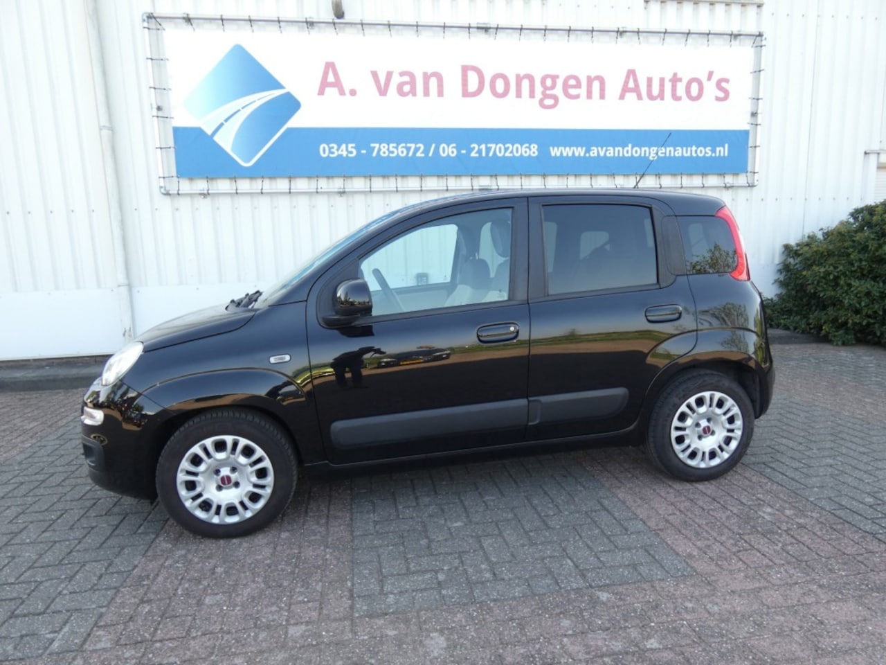 Fiat Panda - 0.9 TwinAir Lounge 0.9 TWINAIR LOUNGE,Airco.Stuurbekr,APK 22-2-26 - AutoWereld.nl
