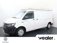 Volkswagen Transporter - 2.0 TDI L2H1 Trendline | Trekhaak | Parkeersensoren voor en achter | Navigatiesysteem |
