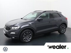 Volkswagen T-Roc - 1.5 TSI Style | 150 PK | Navigatiesysteem | Adaptive cruise control | Draadloze telefoonla