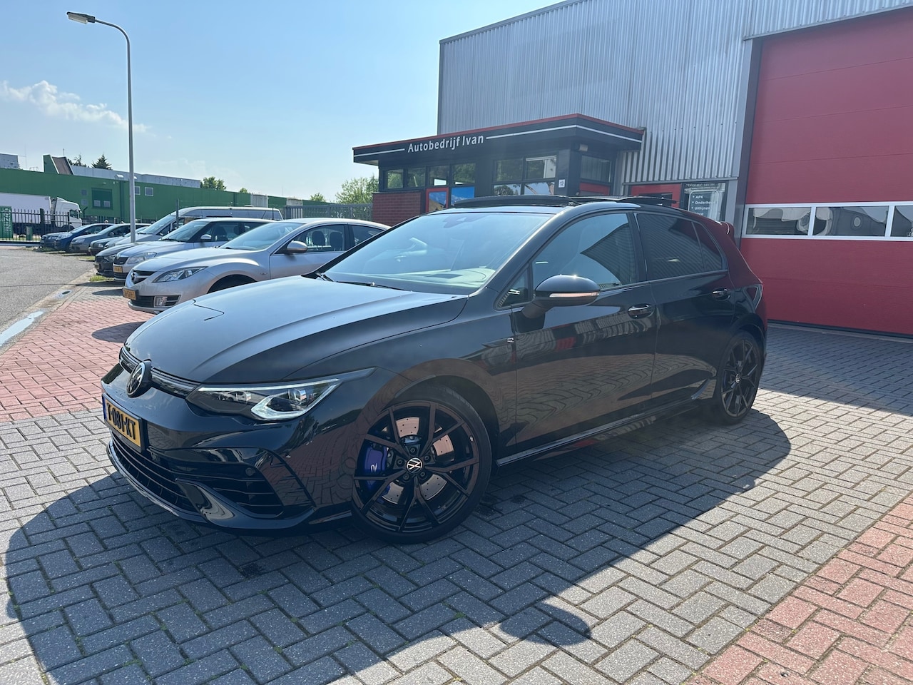 Volkswagen Golf - 2.0 TSI R 4MOTION 2.0 TSI R 4Motion,Performance, Akra, Pano - AutoWereld.nl