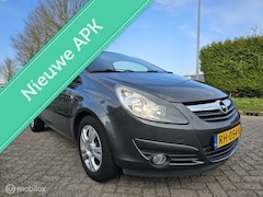 Opel Corsa - 1.3CDTi EcoFlexS/S Cosmo Cruise Nieuw Apk