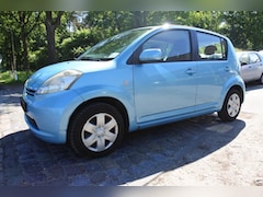 Daihatsu Sirion 2 - 1.3-16V Comfort 5 drs nw apk bij afl