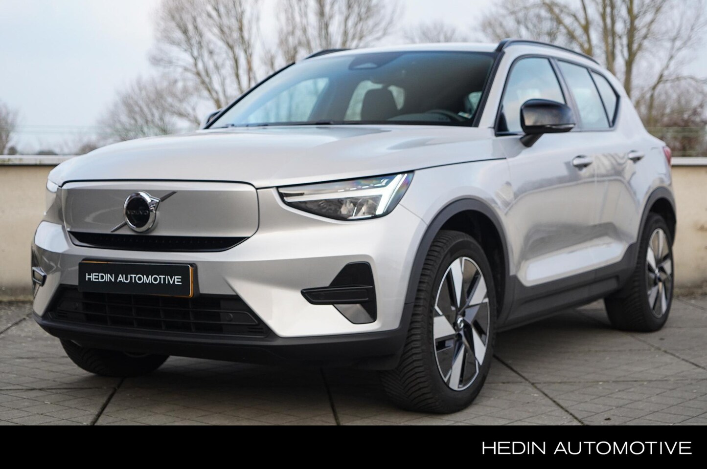 Volvo XC40 - Single Motor Essential 69 kWh Google Maps | Navigatie | LED-Koplampen | Apple Carplay/Andr - AutoWereld.nl