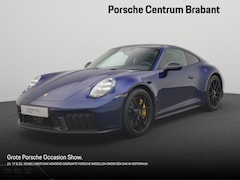 Porsche 911 - Carrera 4 GTS