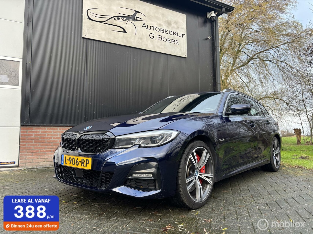 BMW 3-serie Touring - 330e M Sport individual, Bomvol, Pano - AutoWereld.nl