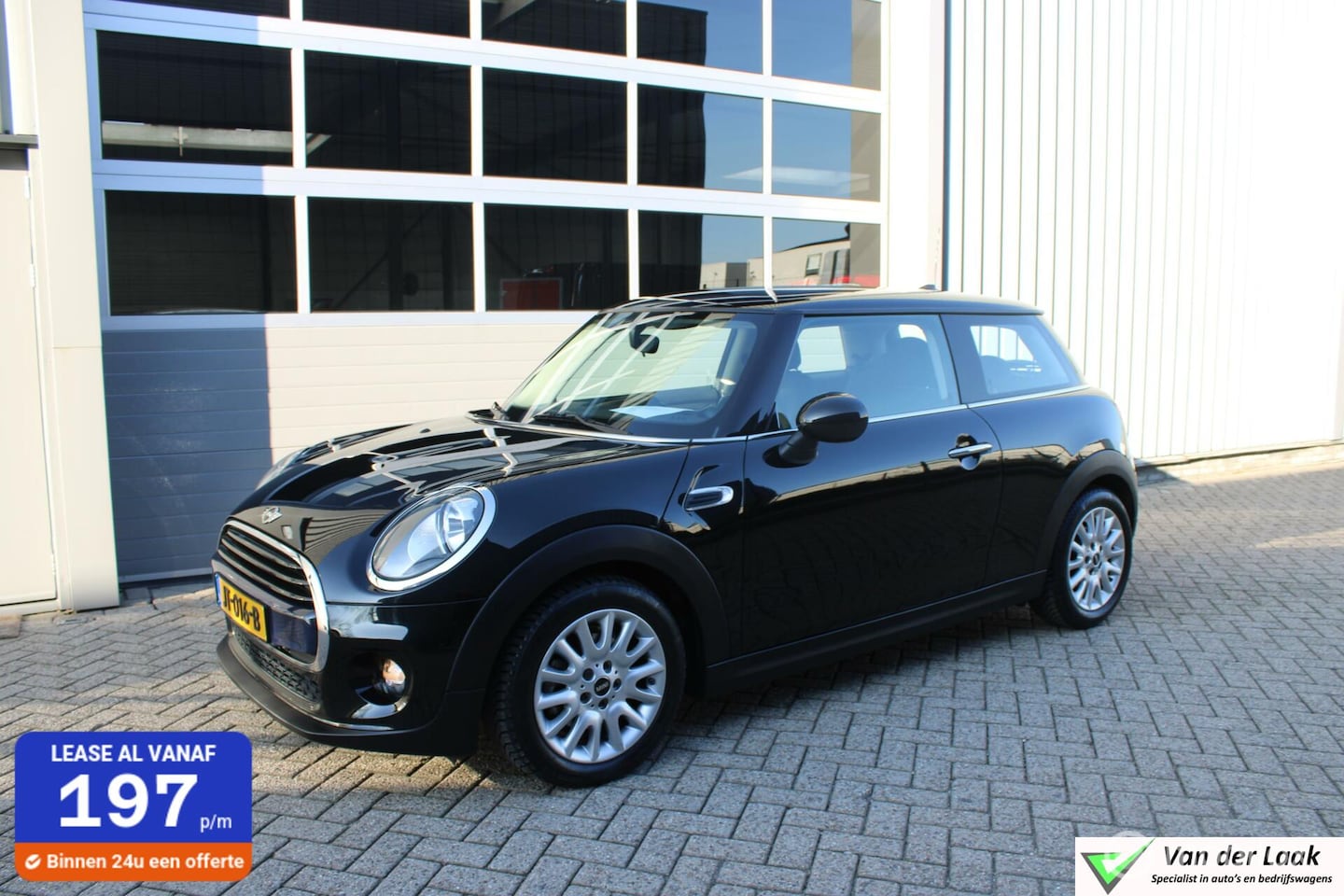 MINI Cooper - Mini 1.5 Chili Serious Business |NL Auto | 3 Deurs | Mooie Auto. - AutoWereld.nl