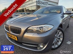 BMW 5-serie - 530i High Exec. AUT/NLAuto/1eEigen/HeadUp/Dealer