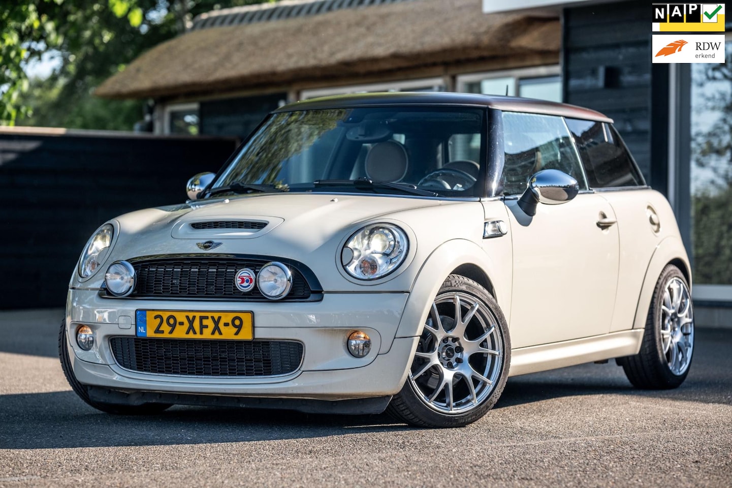MINI Cooper S - Mini 1.6 Mayfair I Harman Kardon I Voll I - AutoWereld.nl