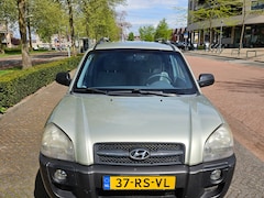 Hyundai Tucson - 2.0i Dynamic