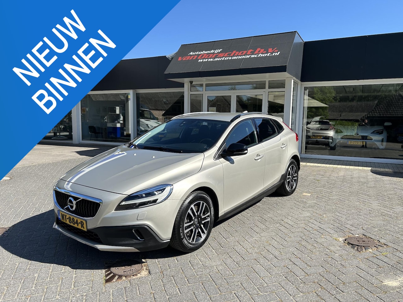Volvo V40 Cross Country - 1.5 T3 Nordic 1.5 T3 Nordic+ - AutoWereld.nl