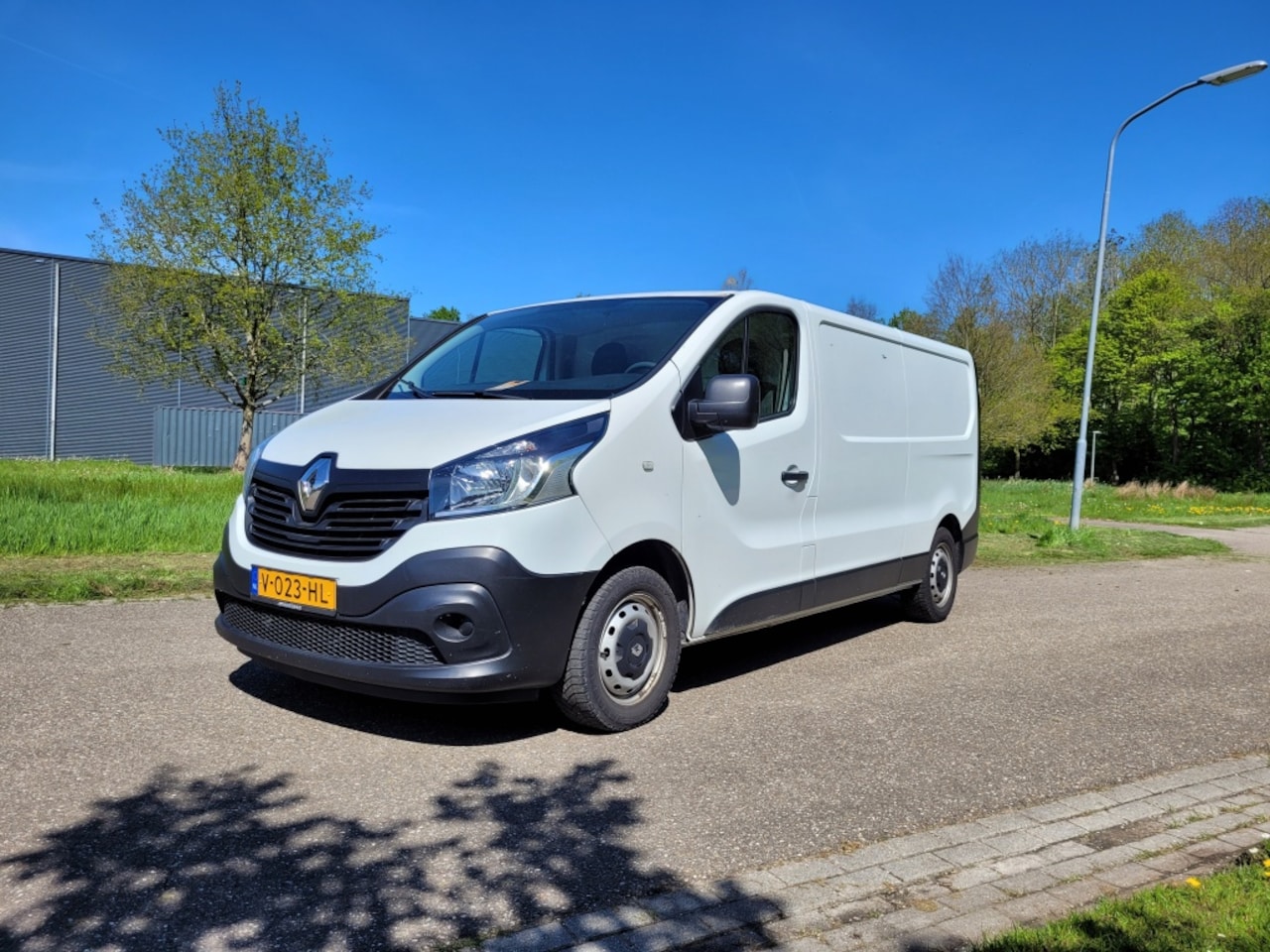 Renault Trafic - 1.6 dCi T29L2H1,euro 6,airco - AutoWereld.nl