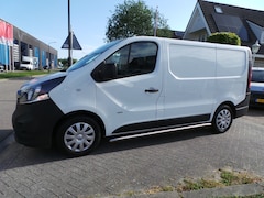 Opel Vivaro - 1.6 CDTI 126pk L1H1 Airco, Cruise, Navi, Pdc, trekhaak 3 persoons