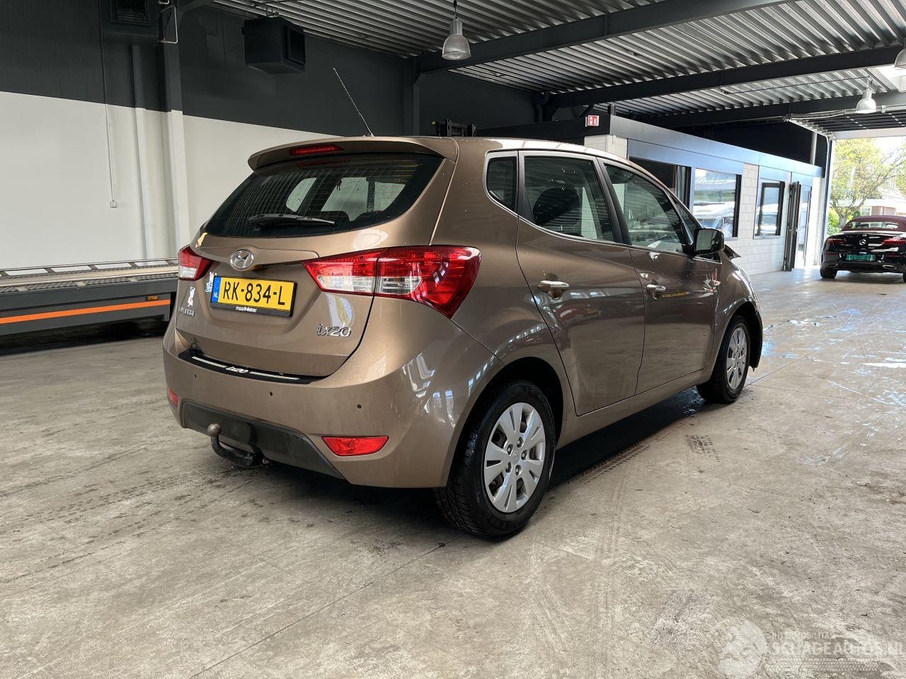 Hyundai ix20 - 1.6i i-Vision 77.000 KM Automaat!