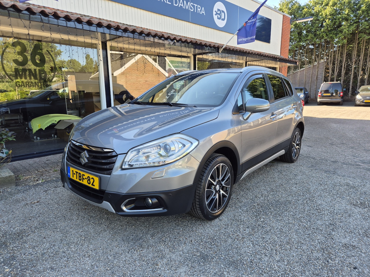 Suzuki SX4 S-Cross - 1.6 High Executive |Airco|Cruise|Leer|Navi|Trekhaak|Pano|Stoelverwarming|Camera| - AutoWereld.nl