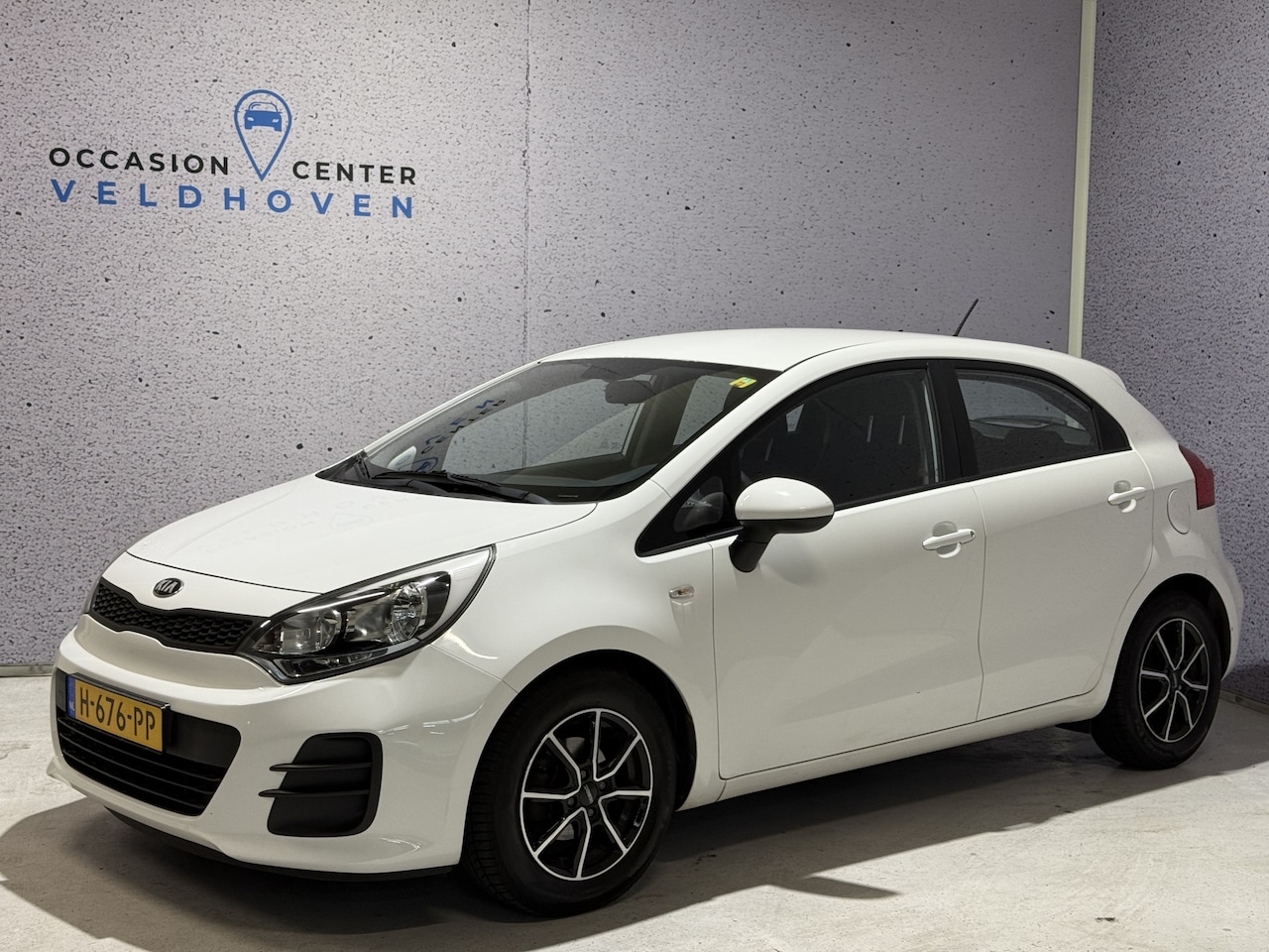 Kia Rio - 1.2 CVVT ComfortLine // AIRCO // L.M. VELGEN // PARKEERHULP - AutoWereld.nl