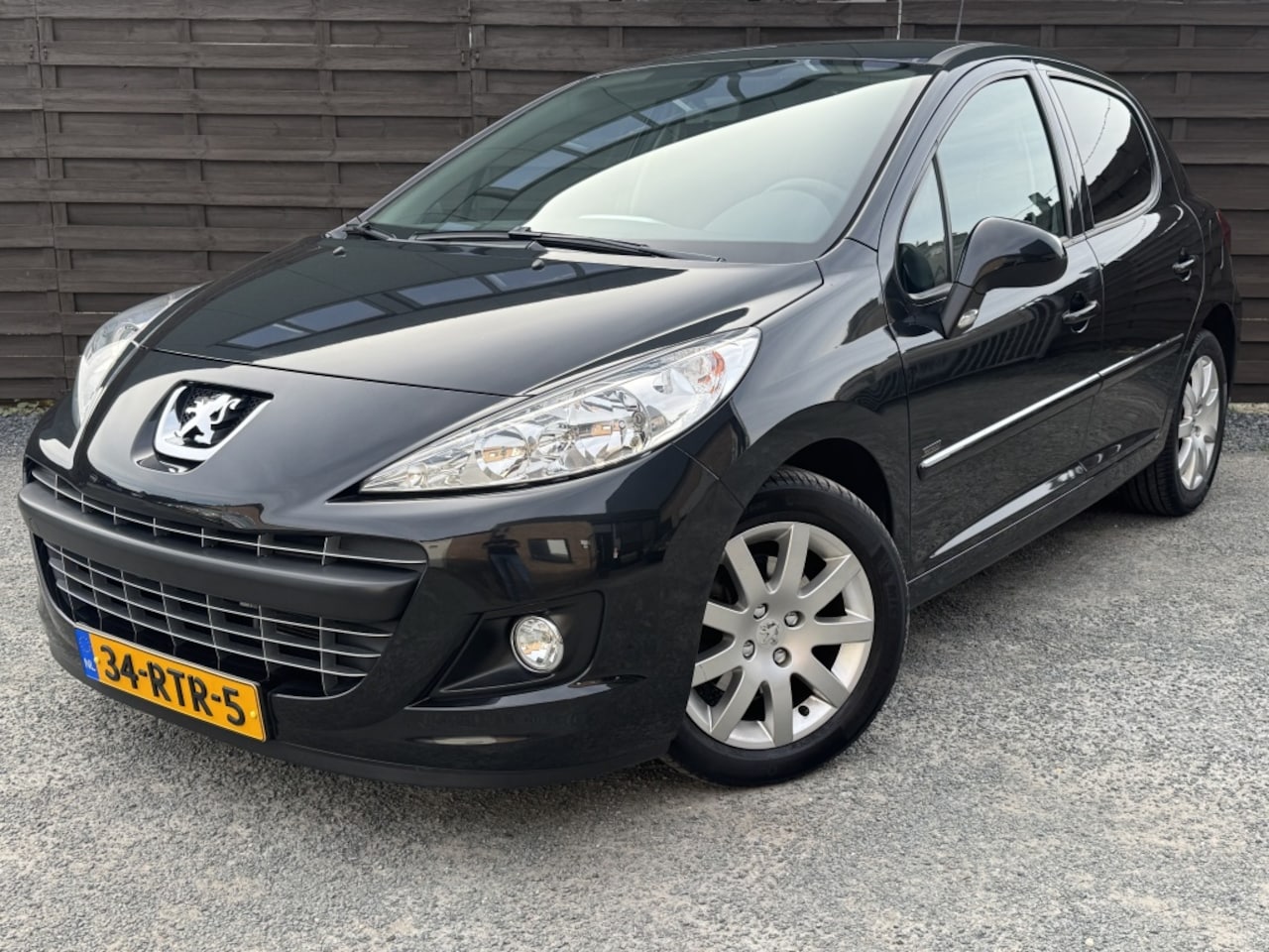 Peugeot 207 - 1.6 VTi Sportium / 1e Eig. / Lage km! / Nieuwstaat / NAP - AutoWereld.nl