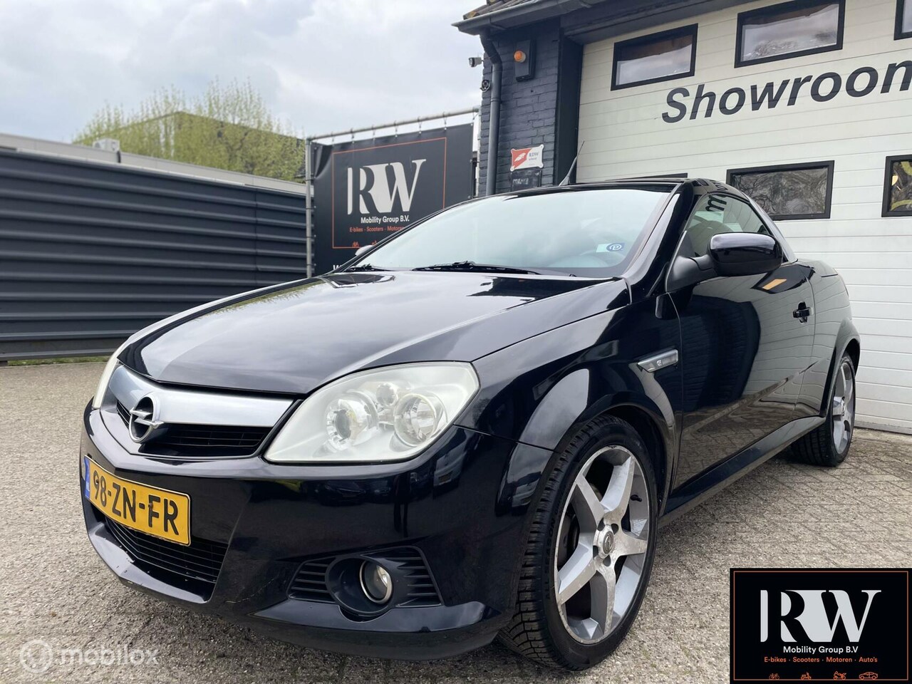 Opel Tigra TwinTop - 1.4-16V Temptation met hardtop cabrio ! - AutoWereld.nl