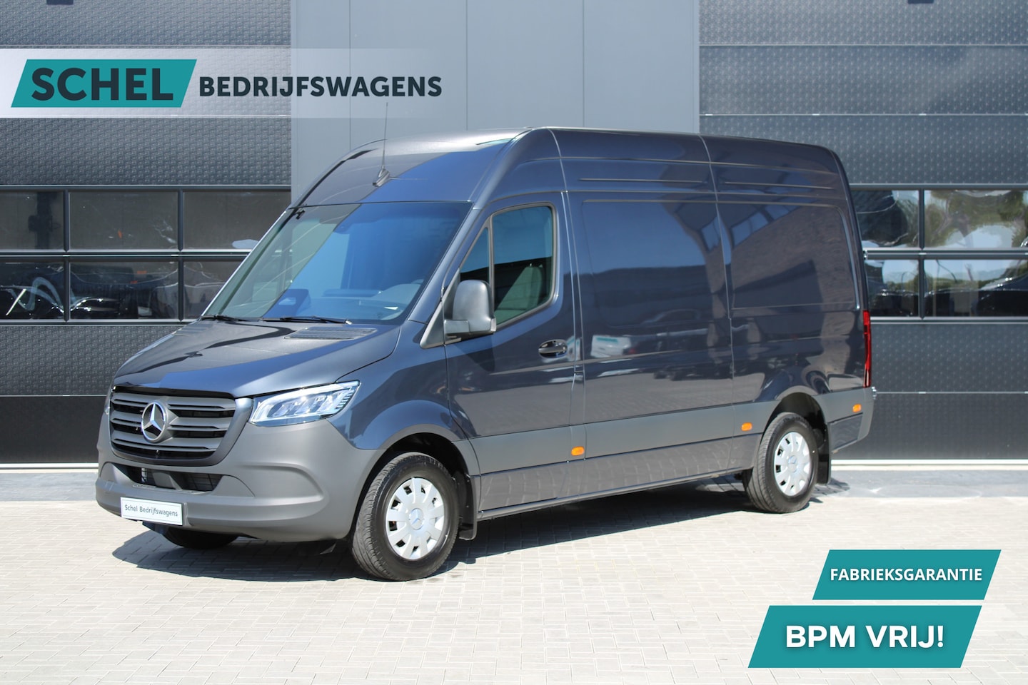 Mercedes-Benz Sprinter - 317CDI L2H2 Select - LED - Mbux 10 - 3.5t Trekhaak - Geveerde Stoel - Betimmering - Camera - AutoWereld.nl