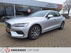 Volvo S60 - 2.0 B3 Inscription HYBRIDE-AUTOMAAT - NAVI- CAMERA-LEER-STOEL EN STUUR VERWARMING