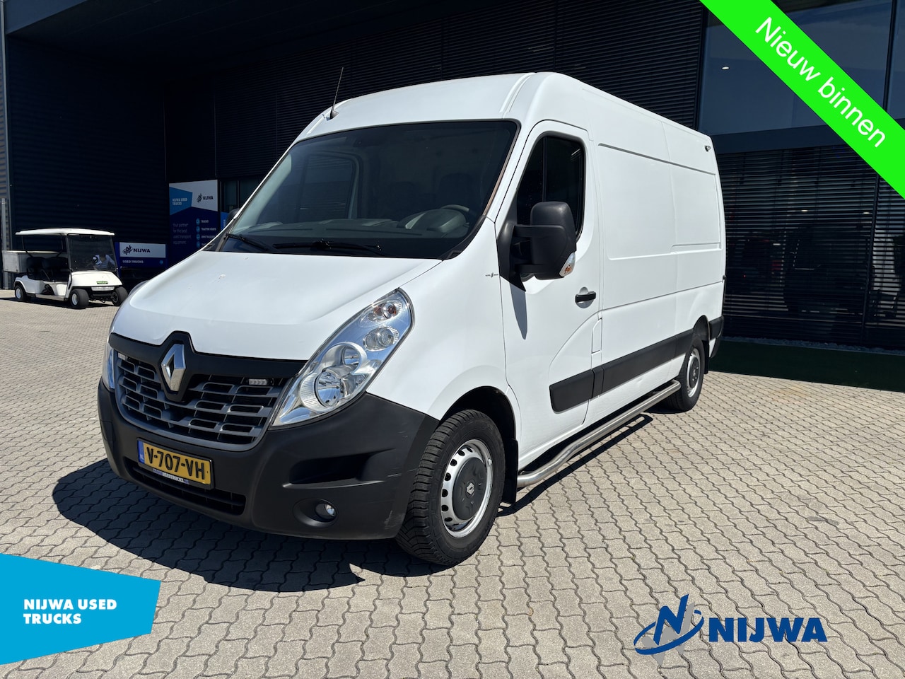 Renault Master - T35 170 L2H3 Camera + Trekhaak - AutoWereld.nl