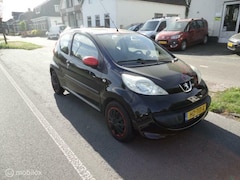 Peugeot 107 - 1.0-12V XR nwe apk