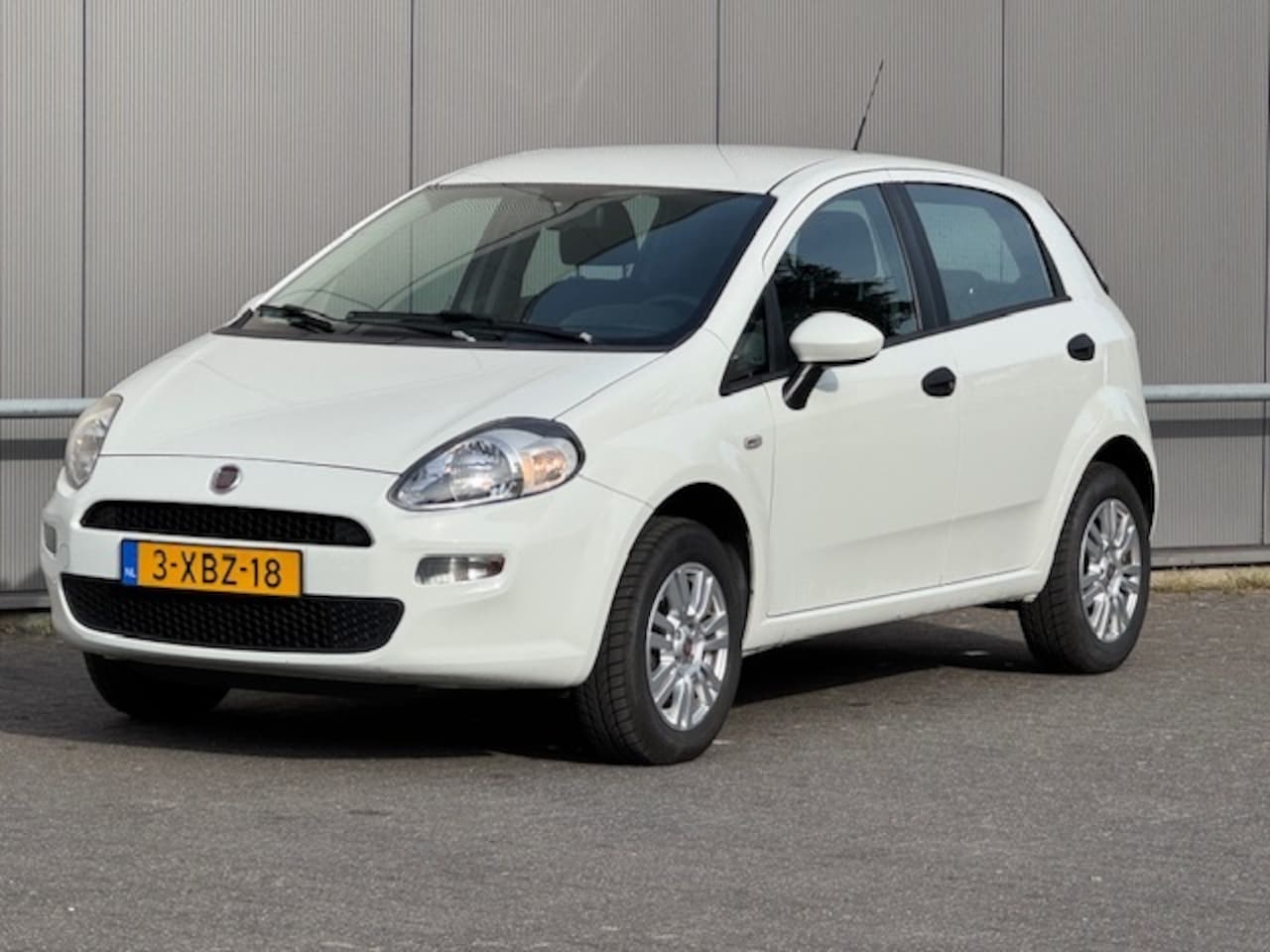 Fiat Punto Evo - 1.4 Nat. Pow. Street - AutoWereld.nl