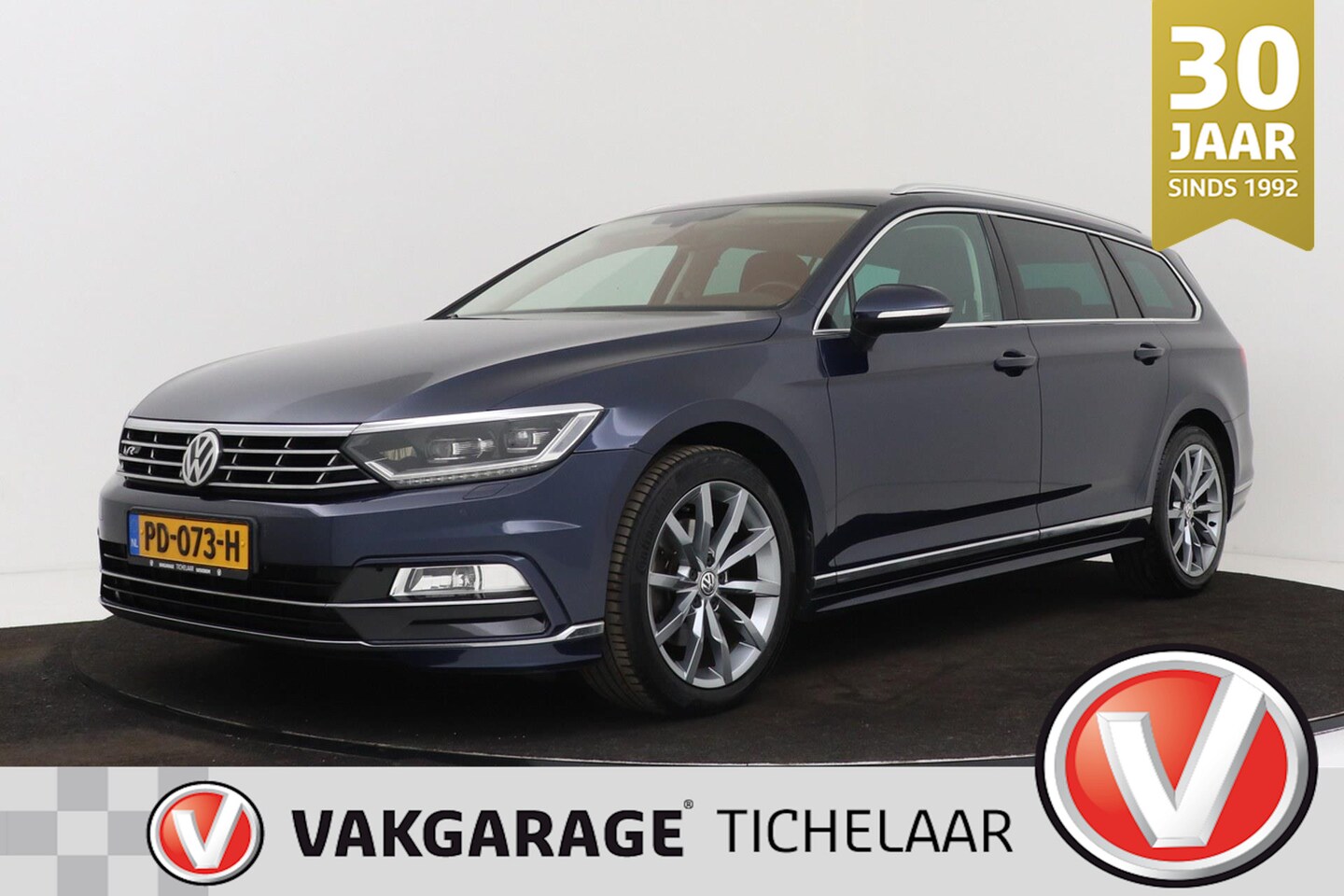 Volkswagen Passat Variant - 1.4 TSI Highline Business R-Line | Trekhaak | Org NL | Head-Up | Digital Cockpit | Stoelve - AutoWereld.nl