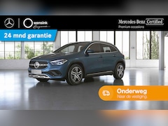 Mercedes-Benz GLA-Klasse - 180 Luxury Line | Trekhaak | Elektrische achterklep | Multibeam | Stoelverwarming |