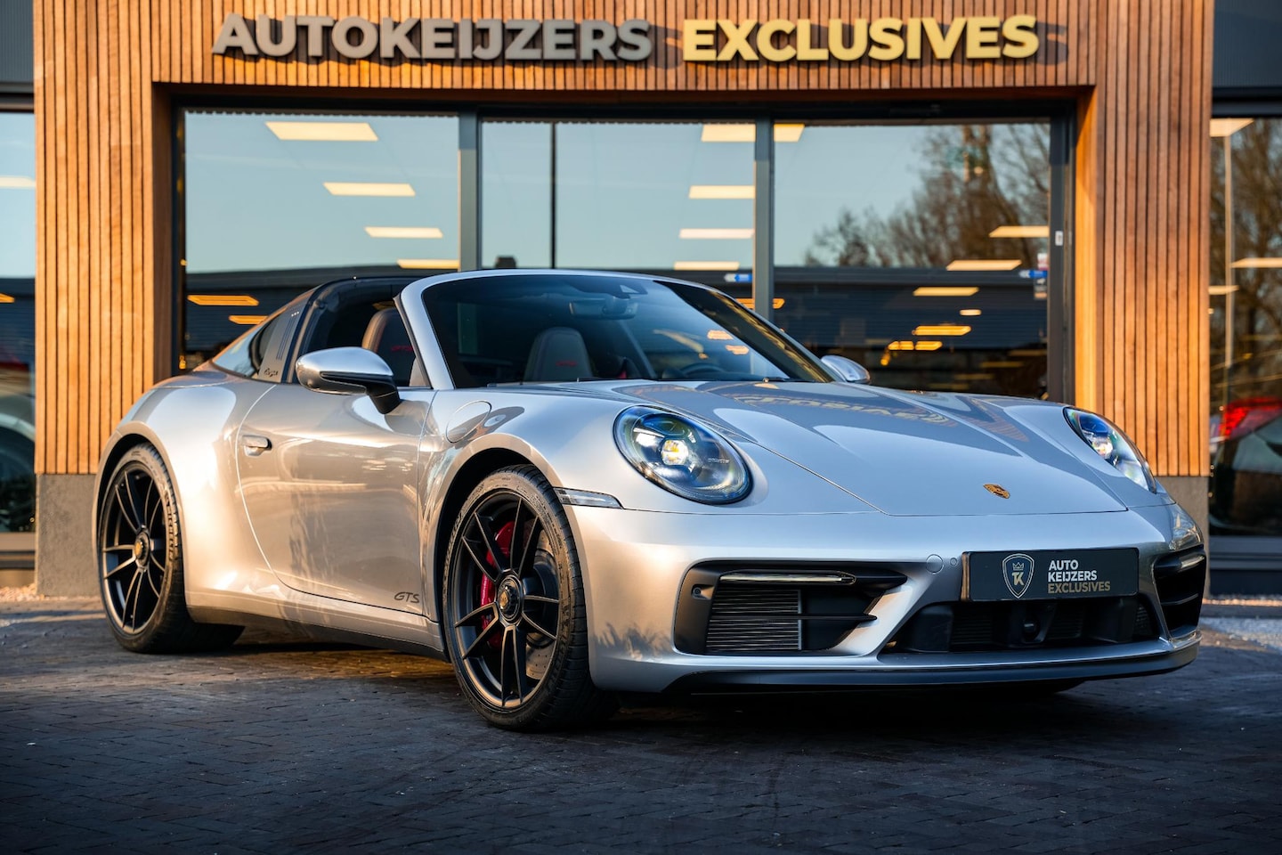 Porsche 911 - 3.0 4 GTS Neuslift Alcantara Sport Chrono 360 Cam Bose - AutoWereld.nl