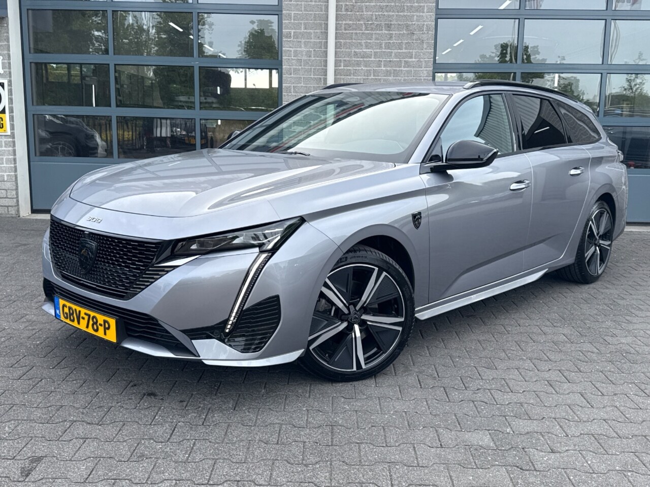 Peugeot 308 SW - 1.2 PureTech GT | AFN. TREKHAAK | Parkeercamera | - AutoWereld.nl