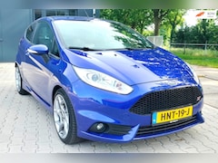 Ford Fiesta - 1.6 ST1 17" Velgen PDC Airco Navigatie