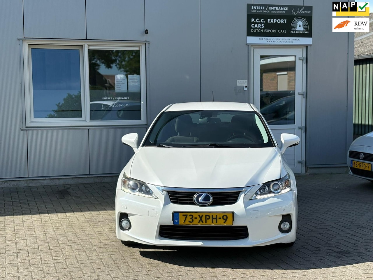 Lexus CT 200h - Business Line CAR DIRVE 100 PROCENT HYBRIDE - AutoWereld.nl