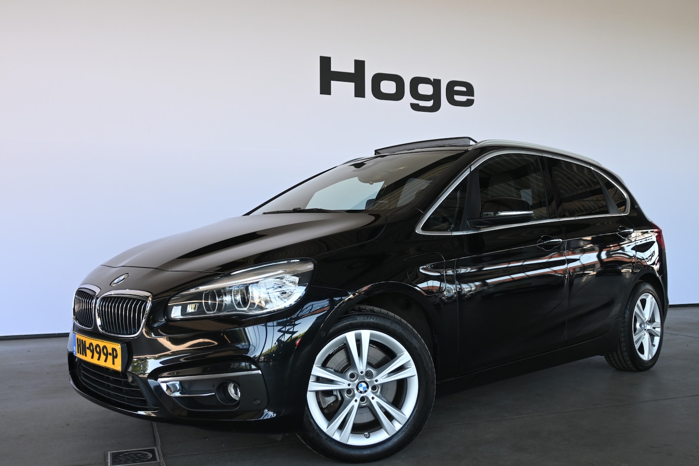 BMW 2-serie Active Tourer - 225xe Centennial High Executive Automaat Navigatie Panoramdak Rijklaaprijs Inruil Mogelijk - AutoWereld.nl