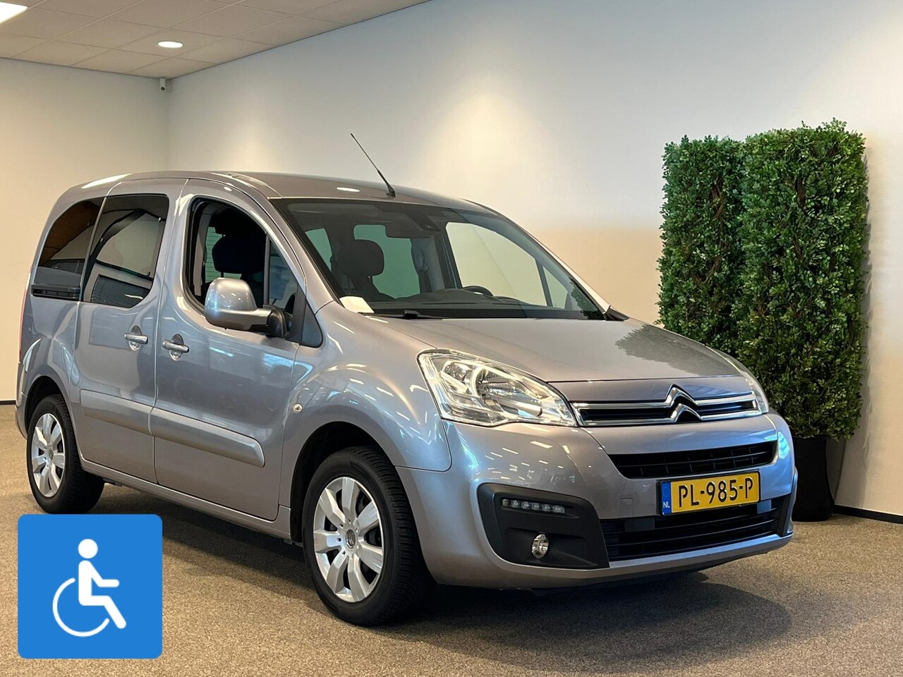 Citroën Berlingo - Rolstoelauto 3+1 of 5+0 Rolstoel geschikt - AutoWereld.nl