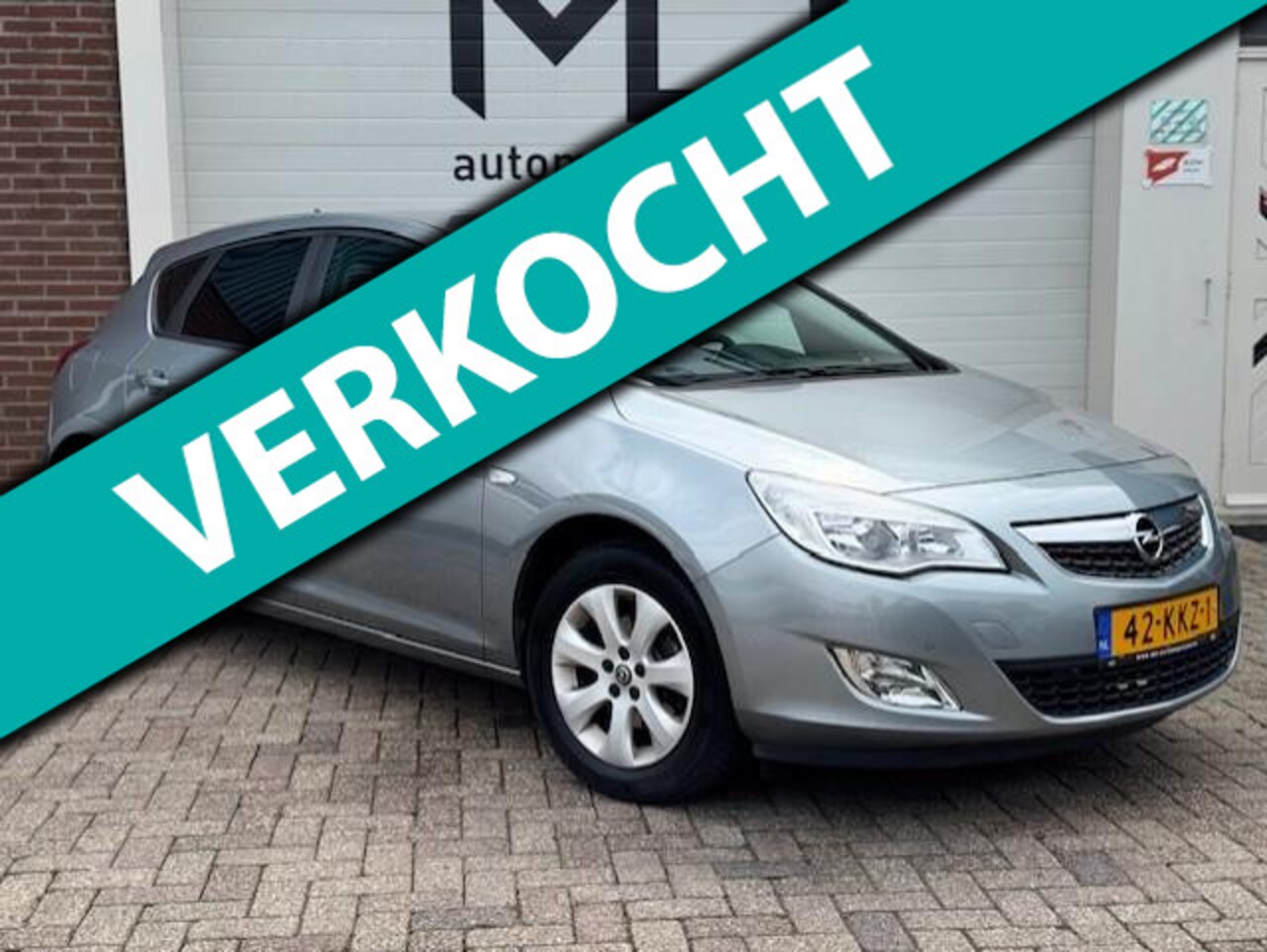 Opel Astra - 1.6 Edition - Navi - Cruise - Perfect onderhouden - AutoWereld.nl