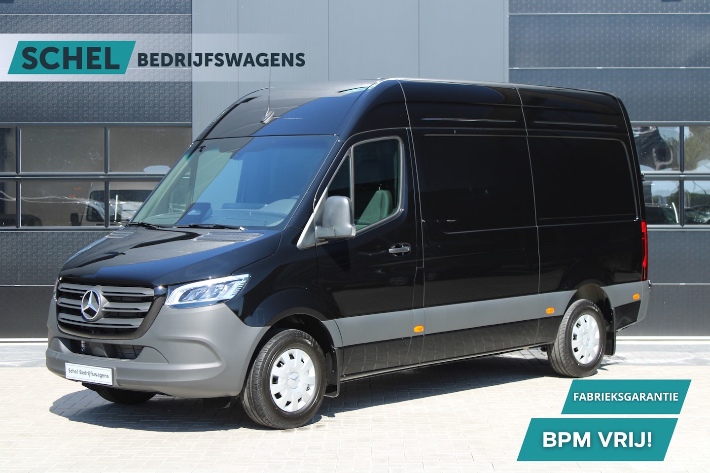 Mercedes-Benz Sprinter - 317CDI L2H2 Select - LED - Mbux 10 - 3.5t Trekhaak - Geveerde Stoel - Betimmering - Camera - AutoWereld.nl