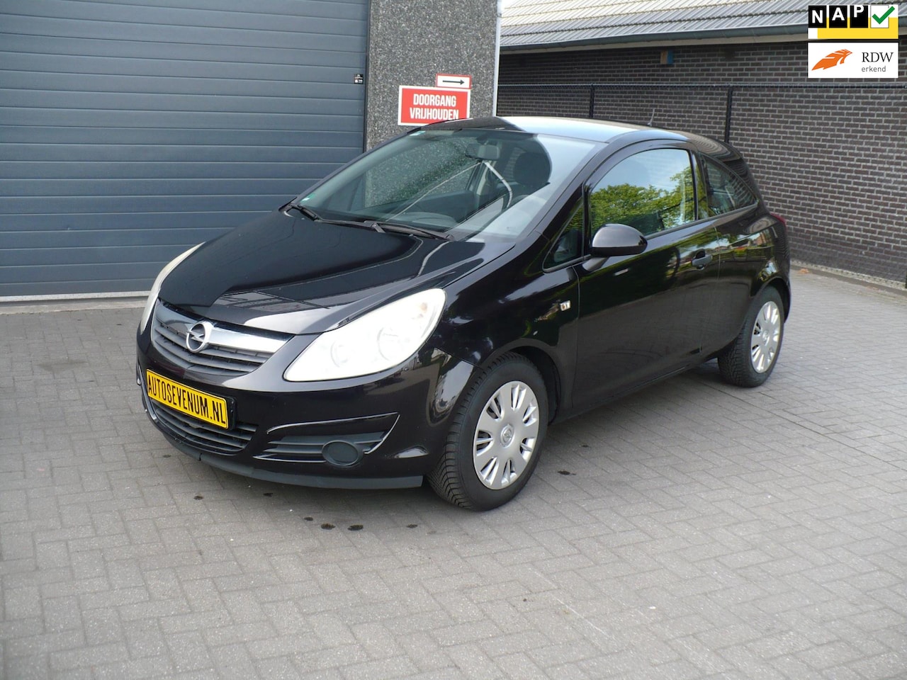 Opel Corsa - 1.4-16V Edition 1.4-16V Edition - AutoWereld.nl