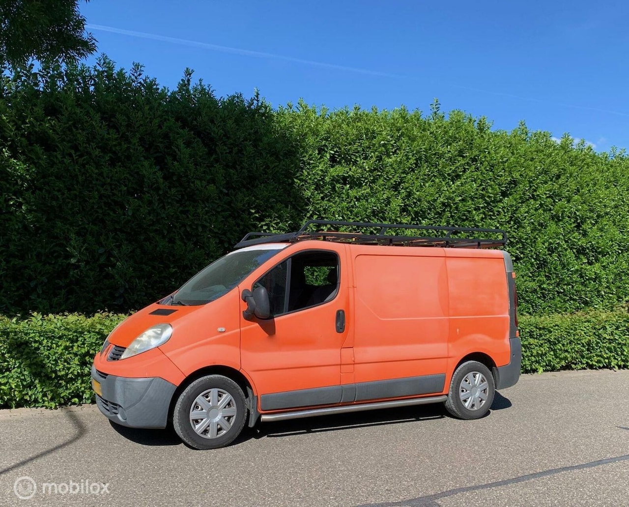 Renault Trafic - 2.0 dCi T27 L1H1 € 2999,- +21% BTW / TAX - AutoWereld.nl