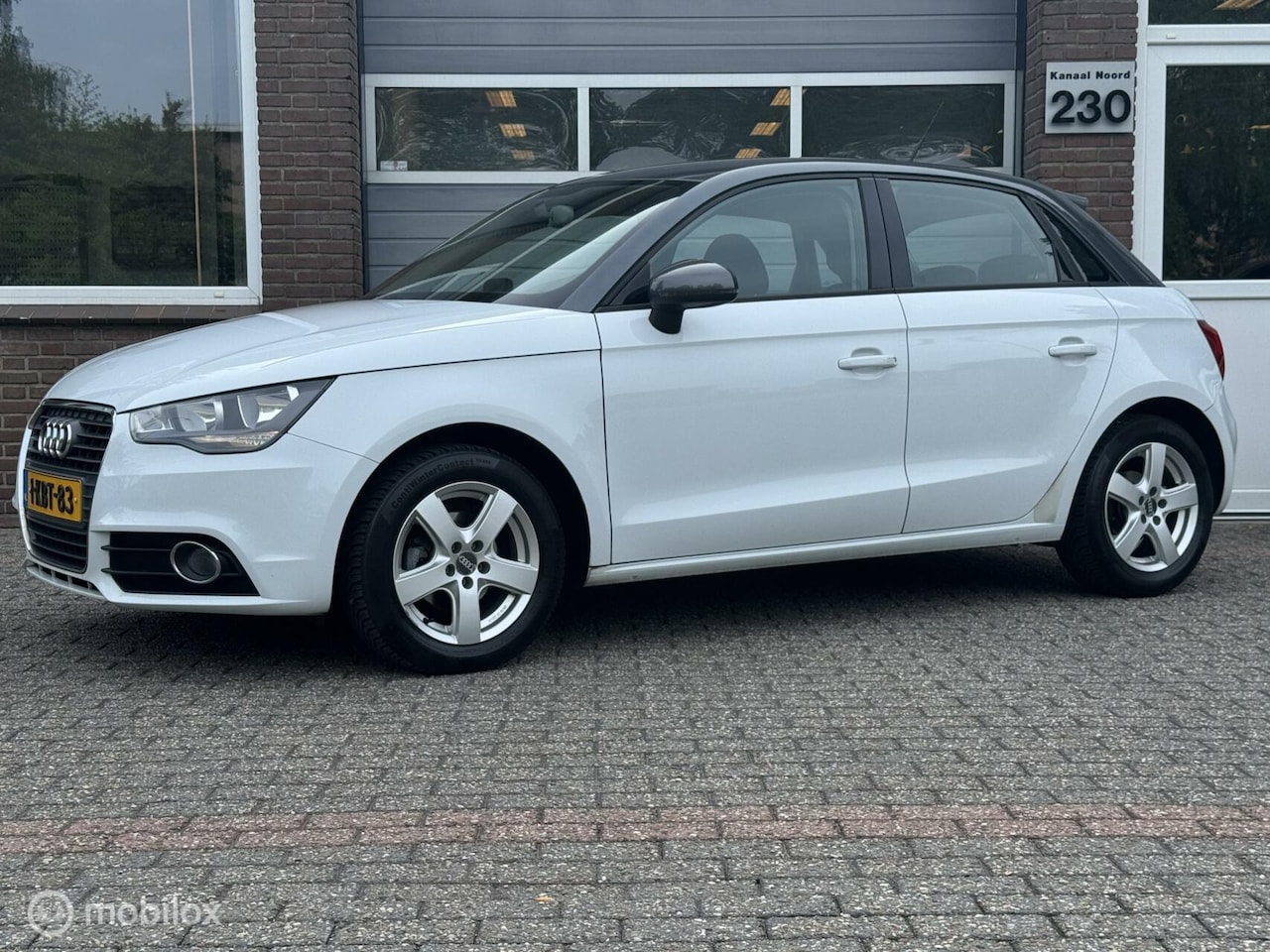 Audi A1 Sportback - 1.2 TFSI AIRCO/CRUISE/MF-STUUR/PDC - AutoWereld.nl